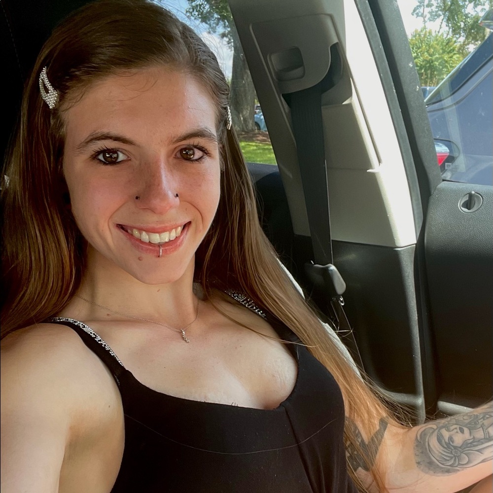 Meet your Posher, Hannah